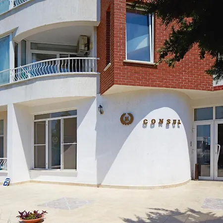 Hotel Consul